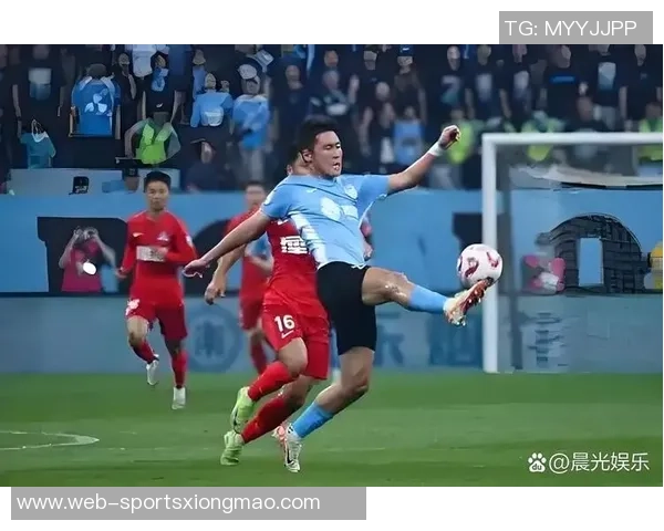 斯波指出双方球员对场地状况不满工作人员确认场地条件明显不合格